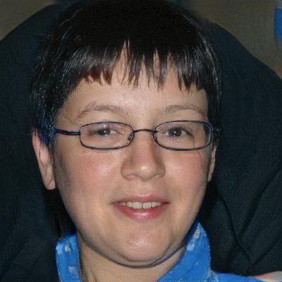 Photo of Lisa O. - algebra 1 Writer for Hire - beewriters