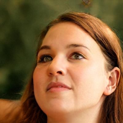 Photo of Erica R. - American history Writer for Hire - beewriters